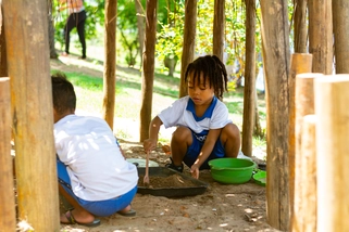 patio-naturalizado-cmei-boca-do-rio